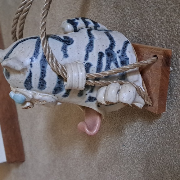 Cat on a swing - Picture 2 of 2